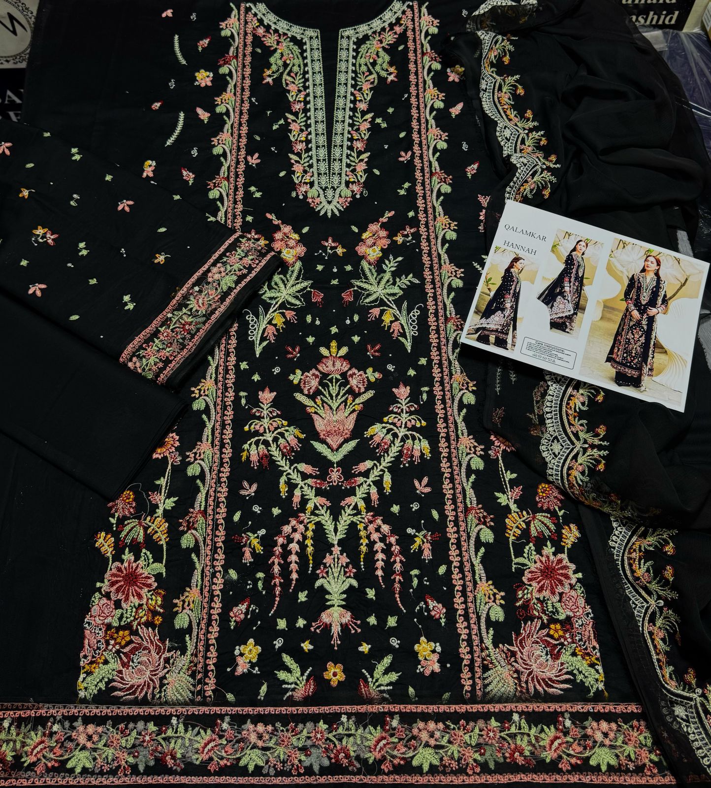 Brand Name QALAMKAR (LAWN)  SHIRT:  80/80Lawn  DUPATTA:  Khadi Net TROUSER: 80/80Lawn